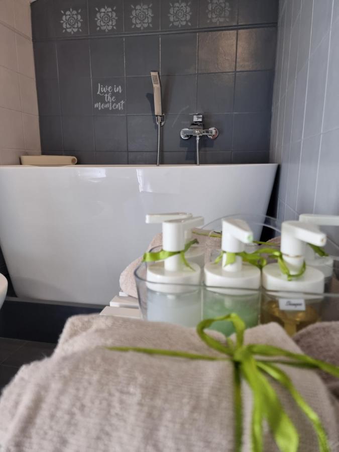 Il Giglio B&B Пиенца Екстериор снимка
