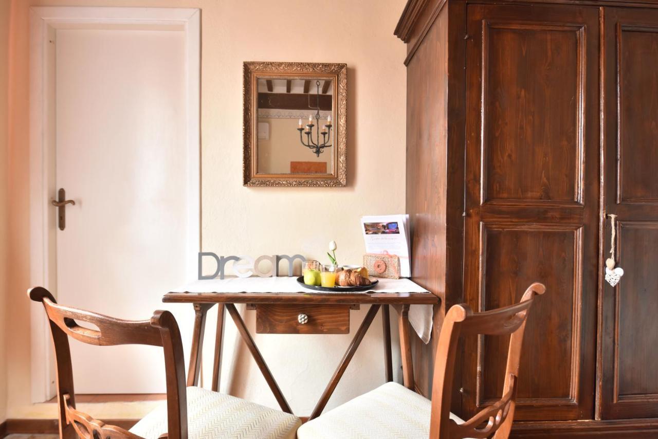 Il Giglio B&B Пиенца Екстериор снимка